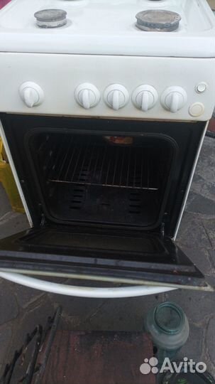 Продам б/у газовую плиту