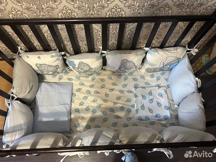 Детская кроватка