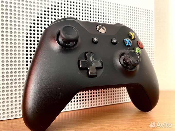 Xbox One S 500GB + GamePass/400игр