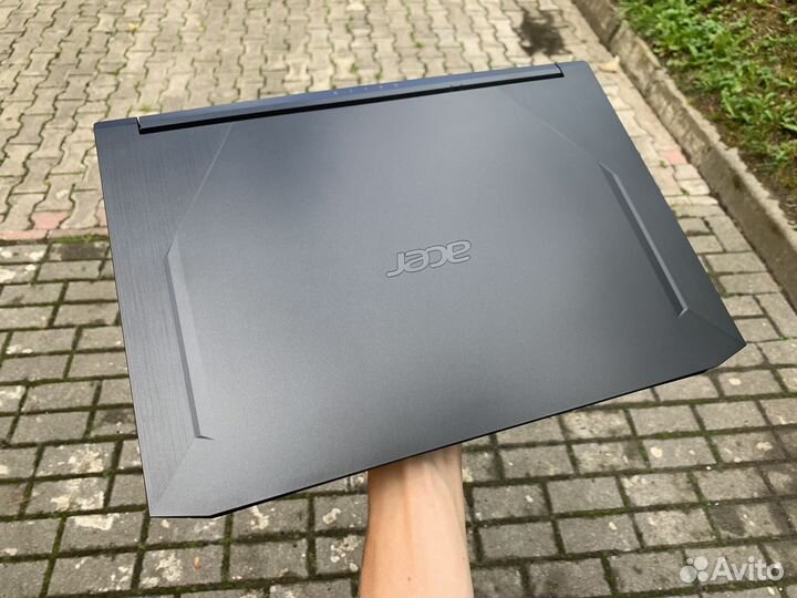 Acer Nitro 5 RTX 3050Ti 144Hz