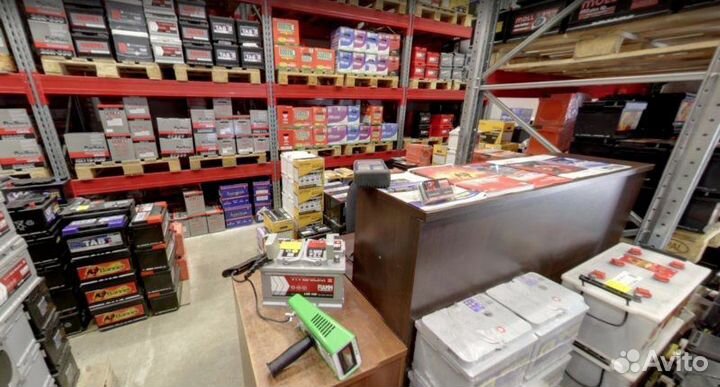 Аккумулятор Zubr 80Ah 780A прямая полярность