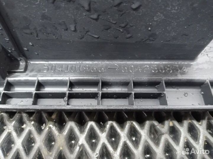 Бардачок Iveco Stralis