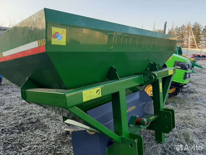 Разбрасыватель удобрений Оптсельмаш Фермер, 2023