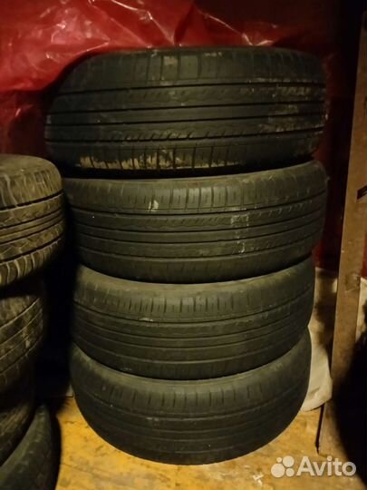 Kumho Solus KH17 215/65 R16