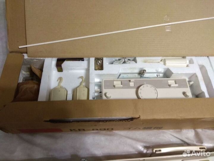 Двухфонтурная вязальная машина brother kh 970/890