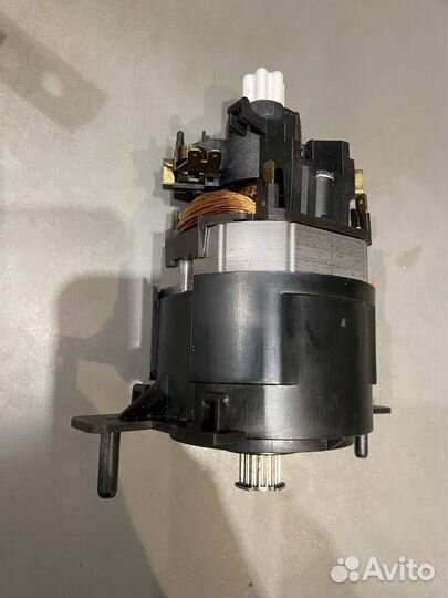 Двигатель кухонного комбаина bosch mcm55