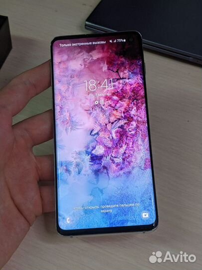 Samsung Galaxy S10, 8/128 ГБ