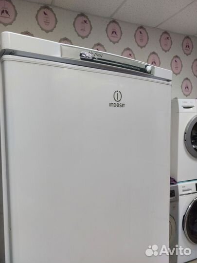 Холодильник.Морозильник Indesit no frost