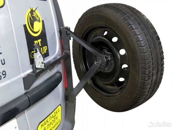 Кронштейн крепления запаски на Ларгус с колпаком