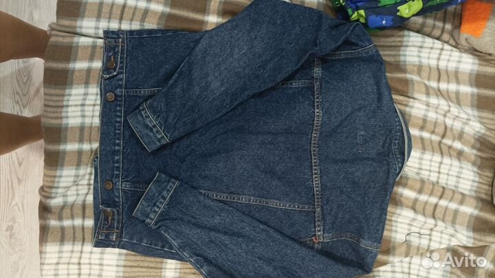 Джинсовая куртка