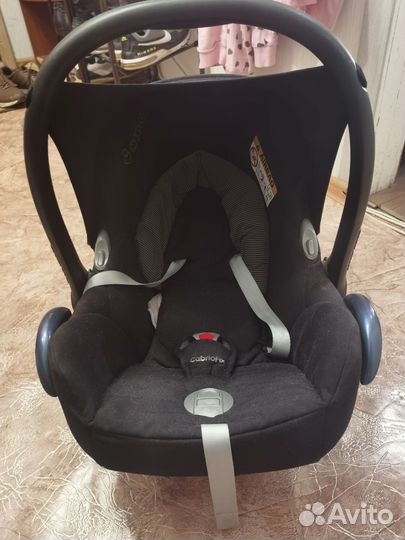 Автокресло Maxi Cosi с базой EasyFix