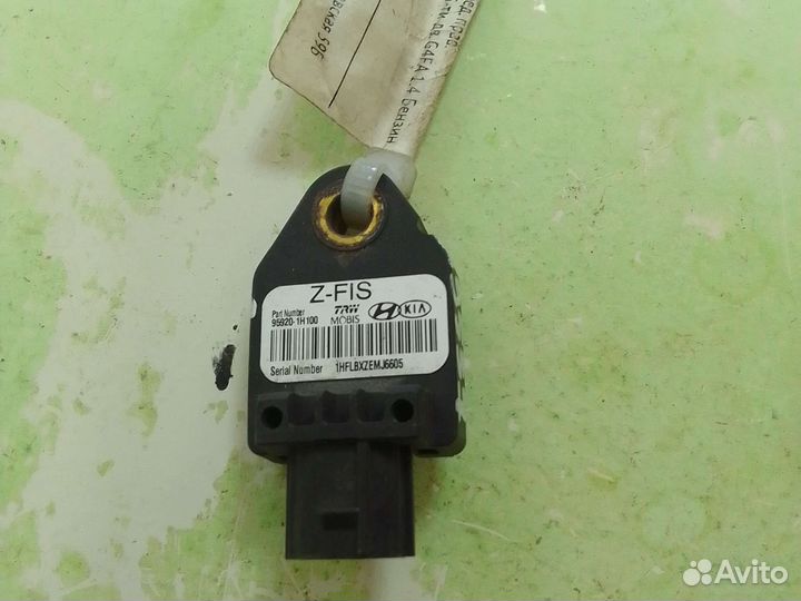 Датчик airbag Kia Ceed хетчбэк 5-ти дв. G4FA 1.4 Б