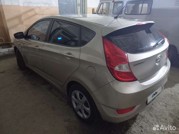 Hyundai Solaris, 2011
