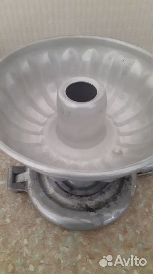 Формы для выпечки, чайники