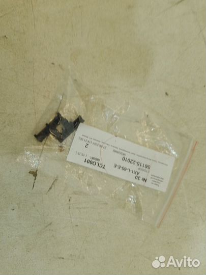 Фиксатор лобового стекла Toyota Corolla E120