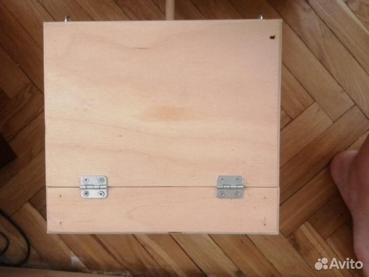 Гнездовой домик для попугаев