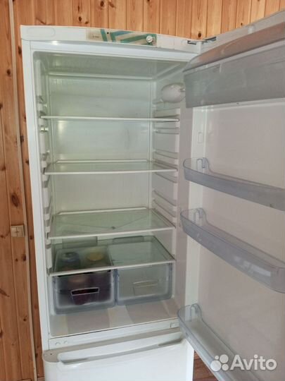 Холодильник на запчасти