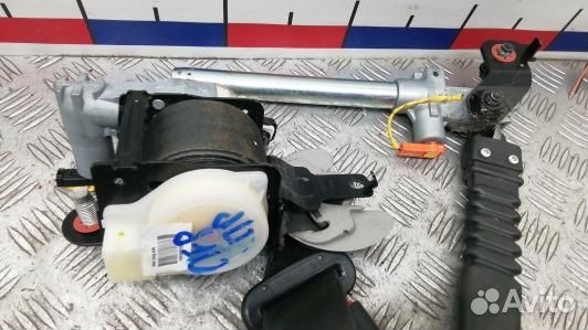 Ремень безопасности с пиропатроном сиденья передне