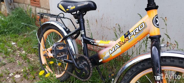 Детский велосипед 16