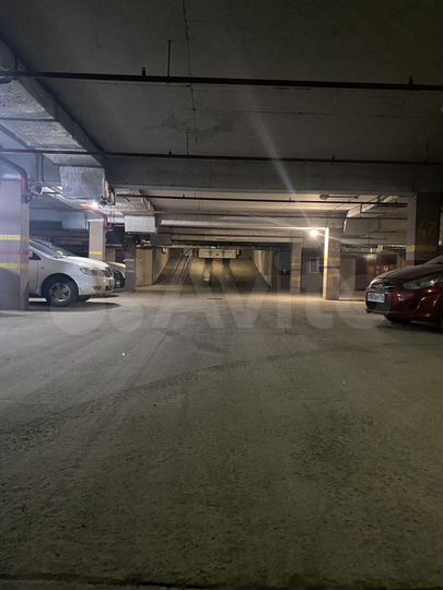 Машиноместо, 17 м²