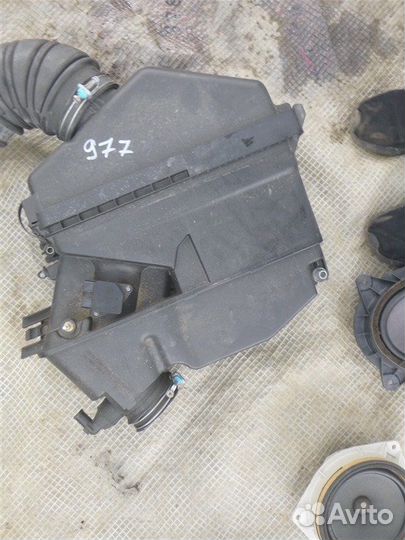 Корпус воздушного фильтра Toyota 4Runner GRN210