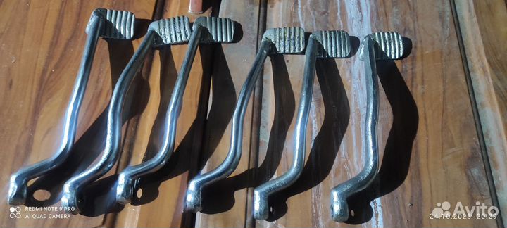 Ява -jawa- чезет крепеж