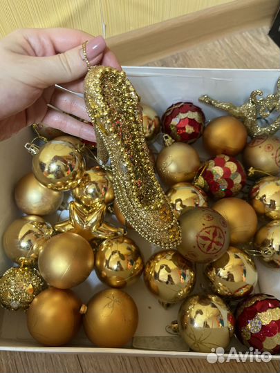 Елочные игрушки