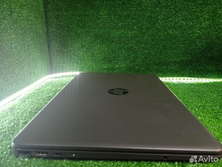 Новый ноутбук HP для работы офисе #99238