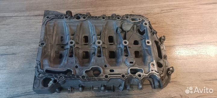 Масляный поддон двигателя Vag