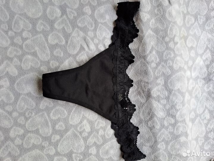 Стринги 44/46 черные/белые