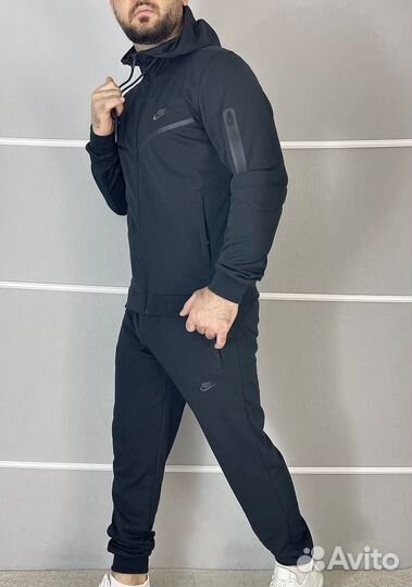 Спортивный nike мужской костюм