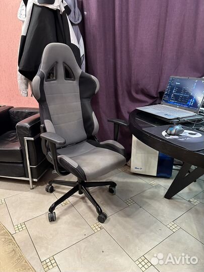 Крутое геймерское кресло
