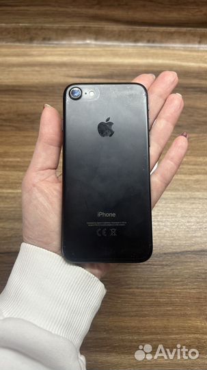 iPhone 7, 32 ГБ