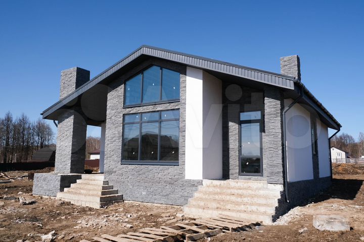 Дом 106 м² на участке 7 сот.