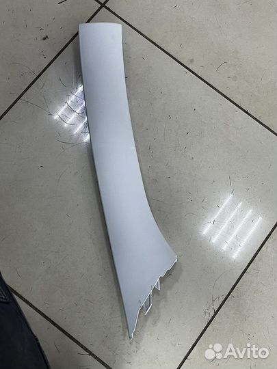 Декоративная стойка на LADA Vesta