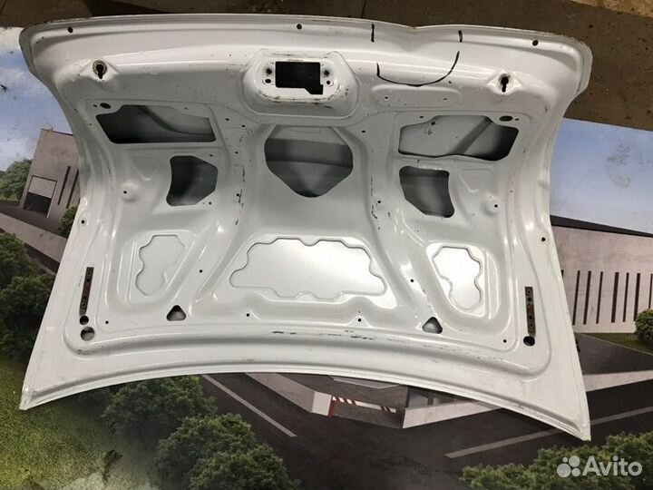 Крышка багажника Лада Гранта