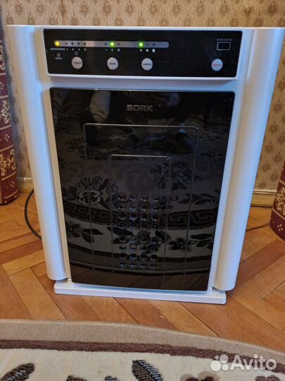 Очиститель воздуха Bork AP RIH1818