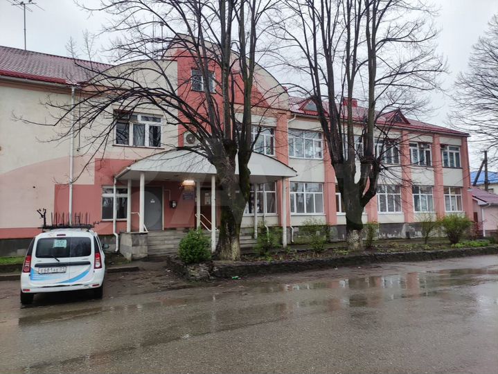 Продам помещение свободного назначения, 1556 м²