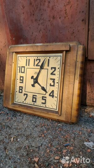 Часы цеховые, производственные времен СССР