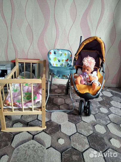 Коляска для кукол