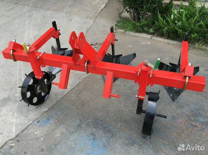 Культиватор-окучник 3 корпуса 3z-3