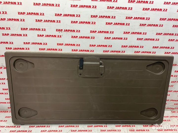 Крышка багажника Mitsubishi Challenger K99 6G74