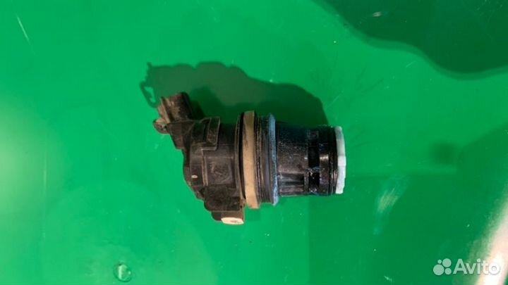 Насос омывателя лобового стекла Toyota Camry V55