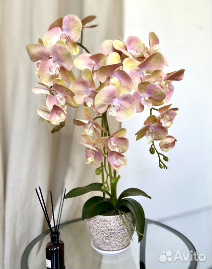 Орхидея фаленопсис 59см искусственные цветы