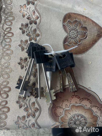 Дверь входная металлическая