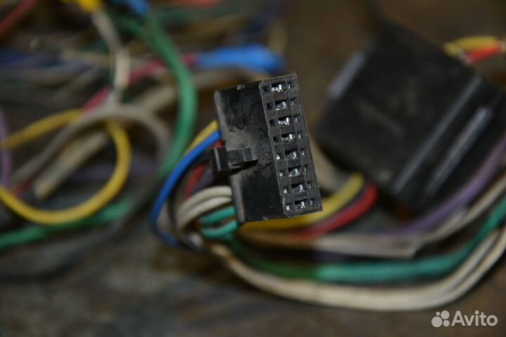 Разъемы для магнитолы одним лотом