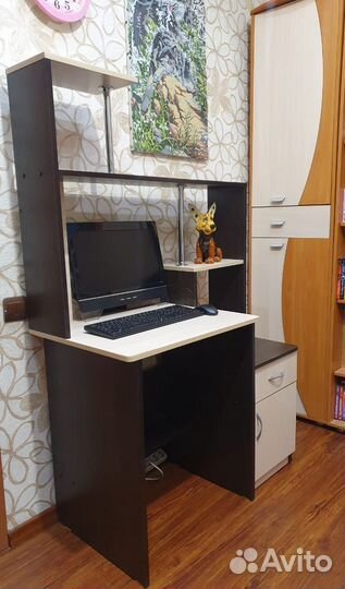 Компьютерный стол