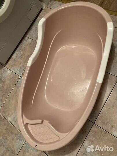Ванночка для купания с подставкой