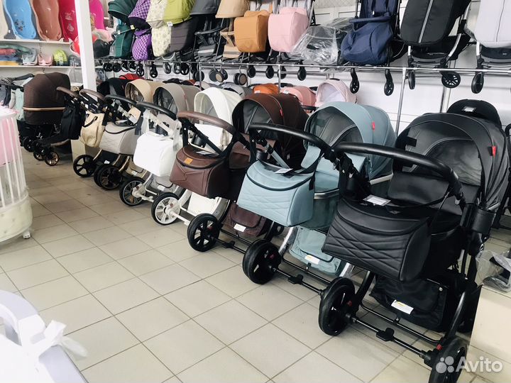 Коляска для новорожденных новая