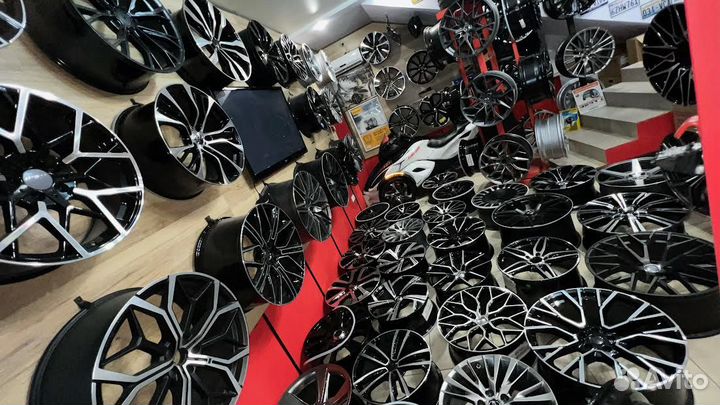 Kumho Crugen HP71 235/50 R19 99H